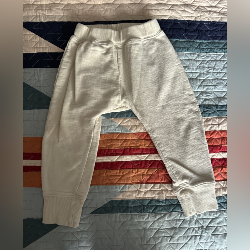 Noble Cream Sweatpants